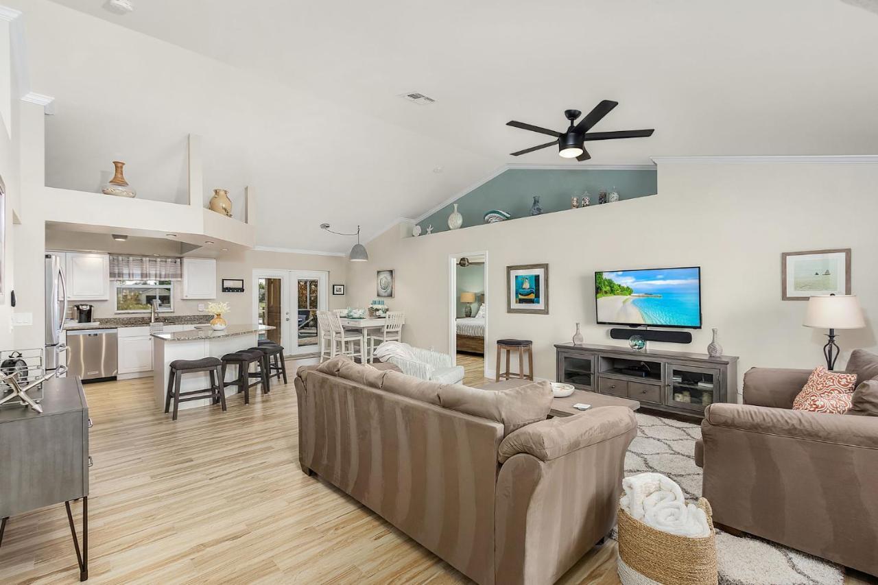 Villa Three Sisters - Roelens Vacations Cape Coral Exterior foto