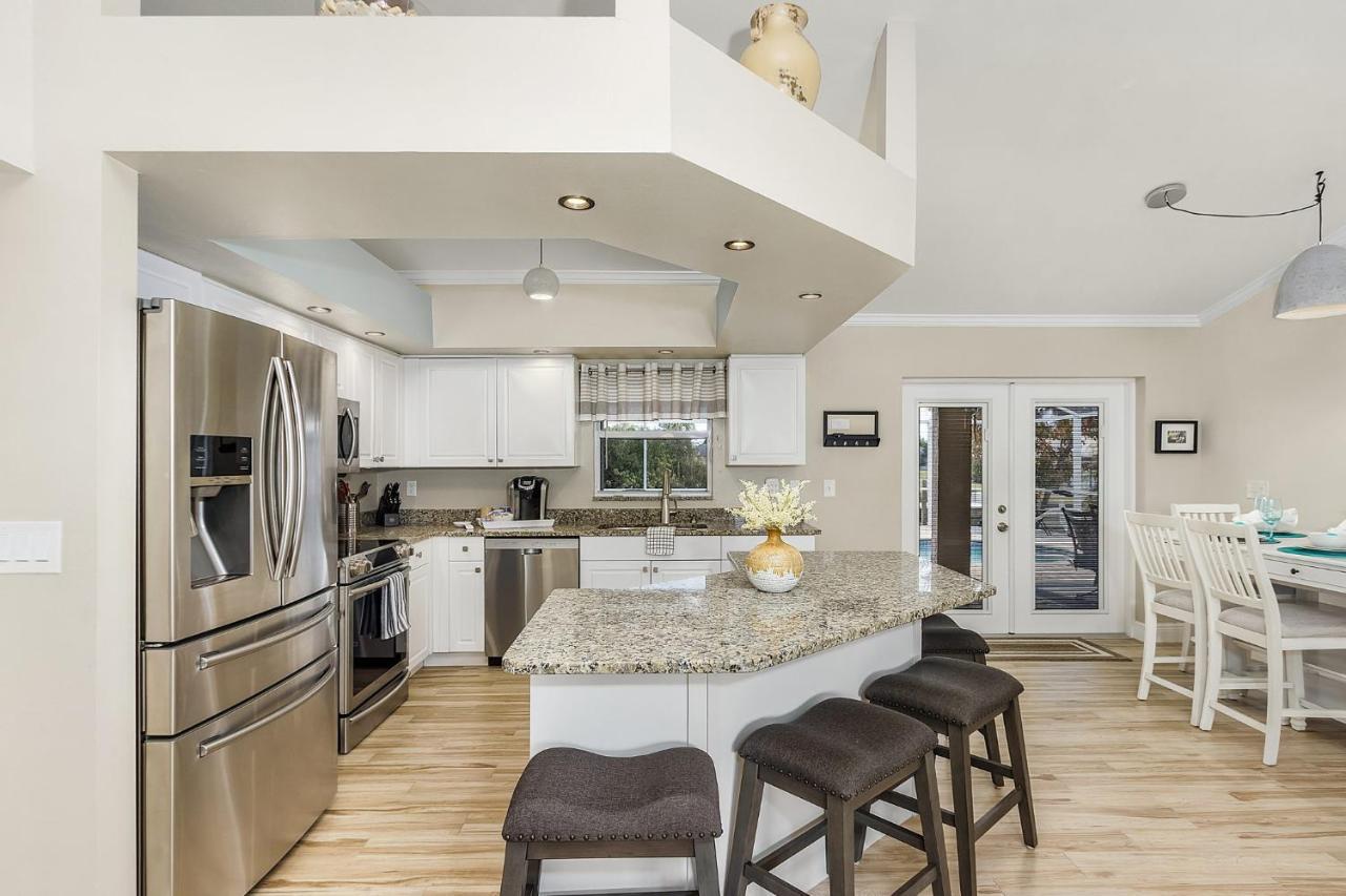 Villa Three Sisters - Roelens Vacations Cape Coral Exterior foto